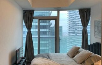 Foto 3 - Lavish Suites - Luxury One Bedroom Condo