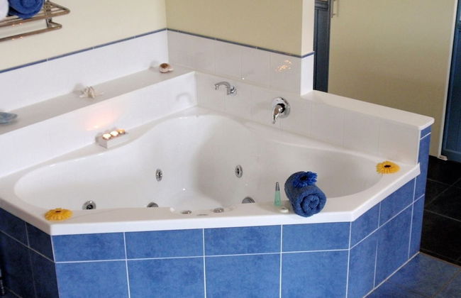 Maleny Luxury Cottages - Photo 27