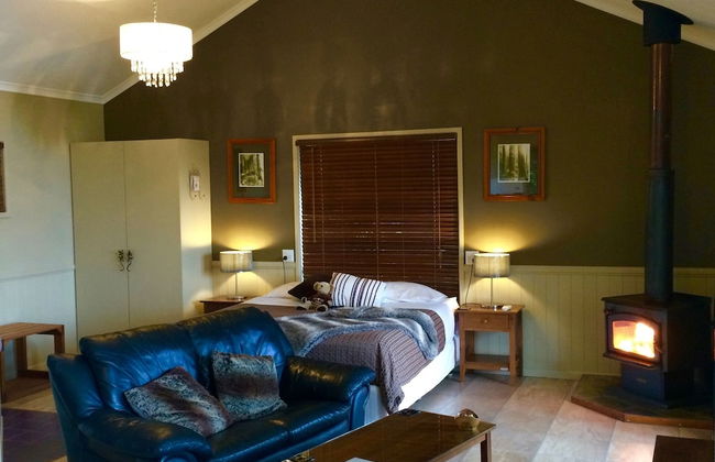 Maleny Luxury Cottages - Photo 18