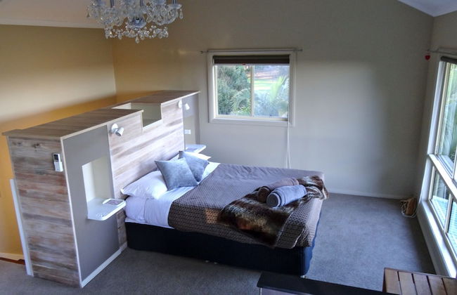 Maleny Luxury Cottages - Photo 2