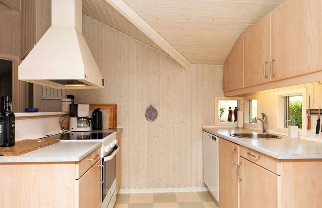 8 Person Holiday Home in Humble - Foto 12