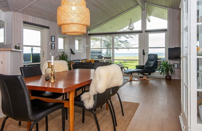 Serene Holiday Home in Jutland near Sea - Foto 13