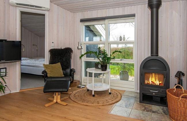Serene Holiday Home in Jutland near Sea - Foto 6