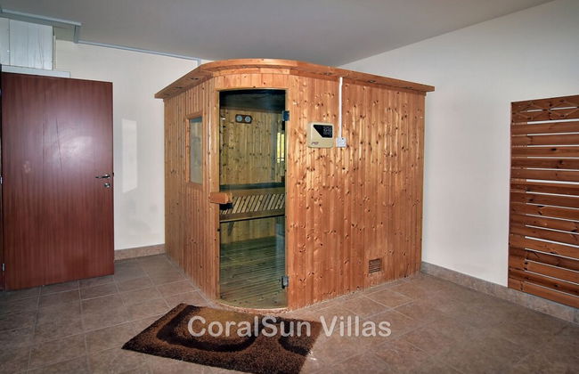 Amazing Luxury Villa, Enormous Heated Pool Jacuzzi, Gym, Games Room In Paphos, - Foto 57