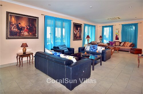 Foto 23 - Amazing Luxury Villa, Enormous Heated Pool Jacuzzi, Gym, Games Room In Paphos,