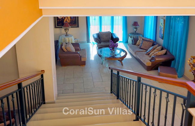 Amazing Luxury Villa, Enormous Heated Pool Jacuzzi, Gym, Games Room In Paphos, - Foto 22