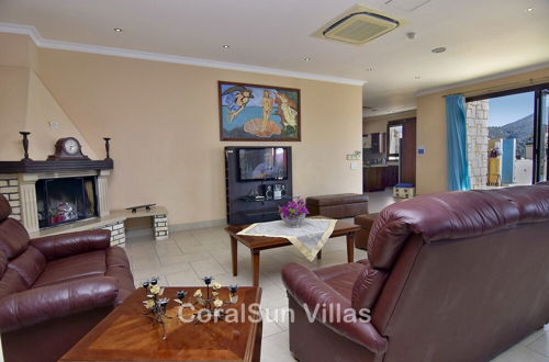 Foto 27 - Amazing Luxury Villa, Enormous Heated Pool Jacuzzi, Gym, Games Room In Paphos,