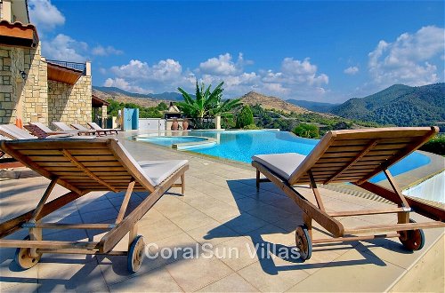 Foto 49 - Amazing Luxury Villa, Enormous Heated Pool Jacuzzi, Gym, Games Room In Paphos,