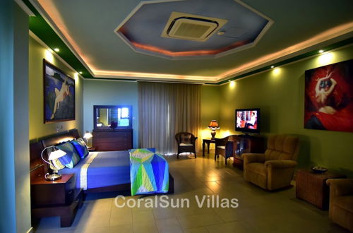 Foto 73 - Amazing Luxury Villa, Enormous Heated Pool Jacuzzi, Gym, Games Room In Paphos,