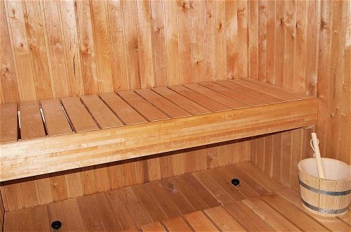 Foto 2 - Luxurious Holiday Home in Løkken with Hot Tub & Sauna