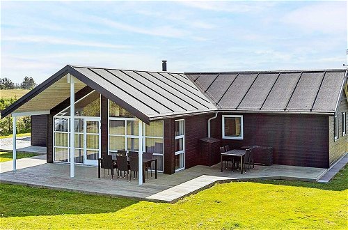 Foto 1 - Luxurious Holiday Home in Løkken with Hot Tub & Sauna