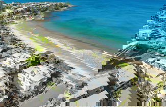 Foto 1 - Rolling Surf Resort