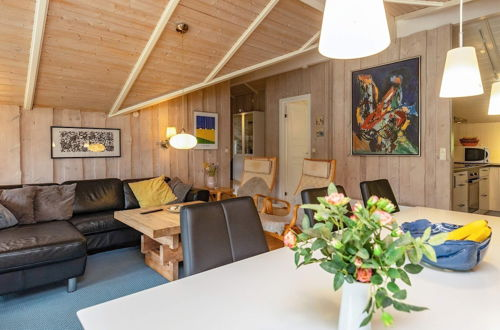 Photo 4 - 9 Person Holiday Home in Lokken