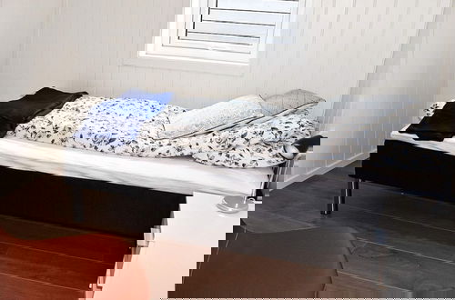 Photo 6 - 8 Person Holiday Home in Vatne