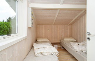 Photo 2 - 8 Person Holiday Home in Gilleleje