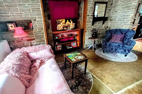 Photo 1 - Hebden Bridge - House - Sleeps 8 - Pet Friendly