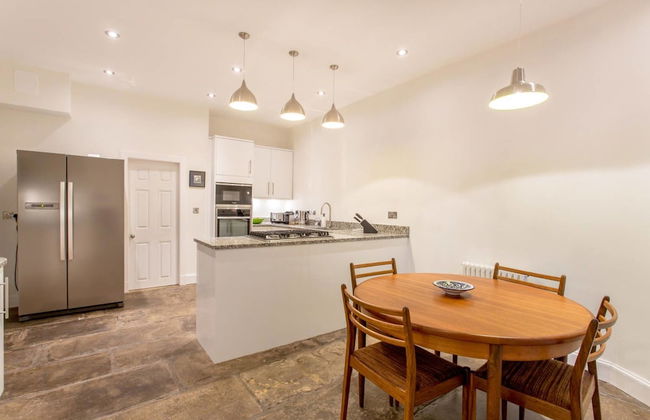 JOIVY Spacious 2 Bed Apt in Ideal City Centre Location - Foto 16