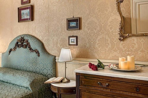 Photo 2 - Lady Mary's Tribunali Luxury Suite