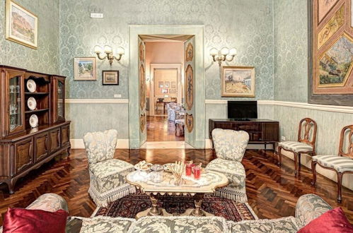 Photo 9 - Lady Mary's Tribunali Luxury Suite