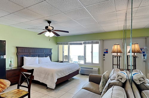 Photo 28 - Continental Condominiums by Southern Vacation Rentals