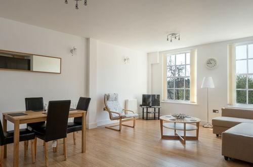 Foto 7 - Luxurious 2 Bed Apartment in Central Bedford