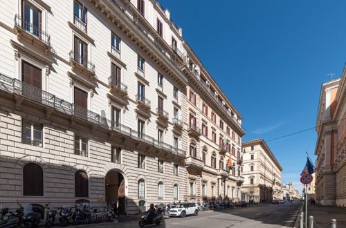 Photo 22 - Domus Domi Barberini Sq