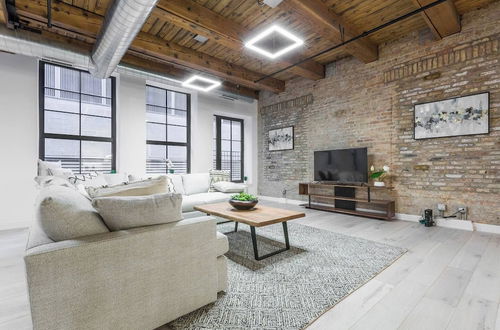 Photo 35 - 3 BDR Downtown Luxury Loft-spacious, Safe & Secure