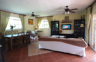 Photo 3 - Great Privacy 3 Bedroom Villa Near the Beach