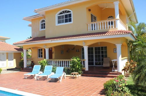 Photo 21 - Great Privacy 3 Bedroom Villa Near the Beach