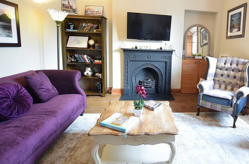 Photo 9 - Gorgeous Two Bedroom Apartment With Castle Views