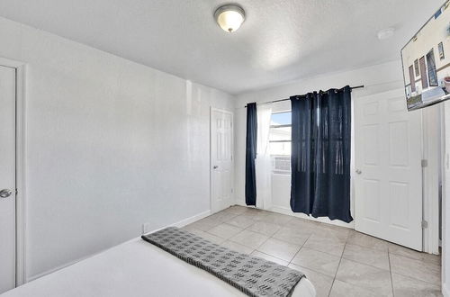 Photo 4 - Cozy Apartment in West Palm Beach, Minutes Away From Downtown! N°4