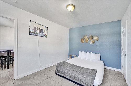 Photo 1 - Cozy Apartment in West Palm Beach, Minutes Away From Downtown! N°4