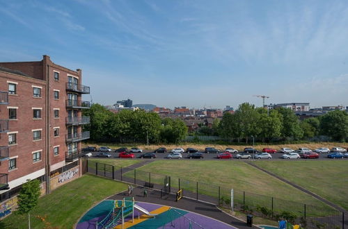 Photo 20 - Central Belfast Apartments: Cromwell