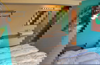 Foto 2 - Chalet in Durbuy With Jacuzzi & Garden