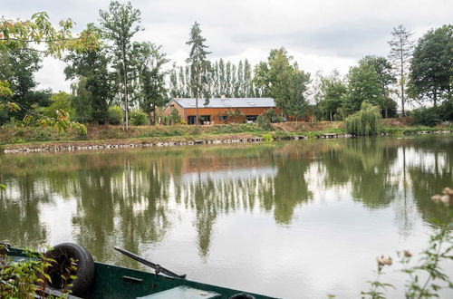 Photo 18 - Comfy Houseboat in Florennes Next to the Forest