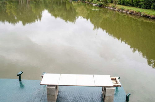 Foto 21 - Comfy Houseboat in Florennes Next to the Forest