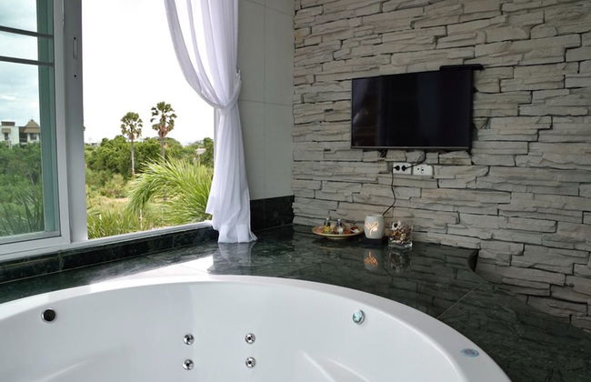 The Beach Palace 2BR Luxury Beachfront - Foto 25