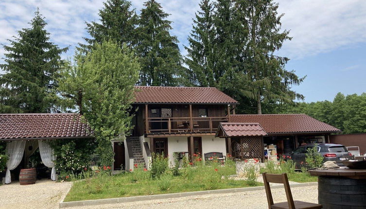 Photo 1 - Beautiful Chalet With View to the Lake