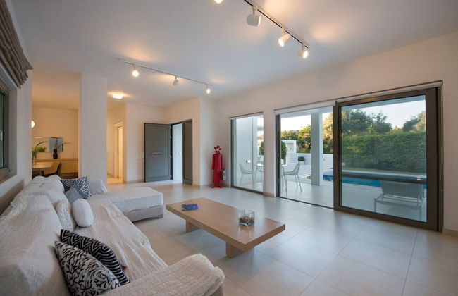 Villa Gonia - Photo 25