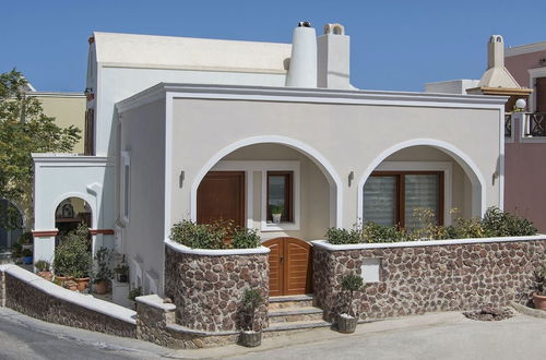 Foto 17 - Modern 2-bed House in the City Centre Fira