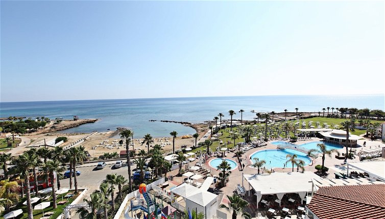 Photo 1 - Marlita Beach Hotel Apartments