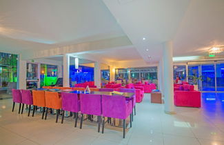 Photo 3 - Marlita Beach Hotel Apartments