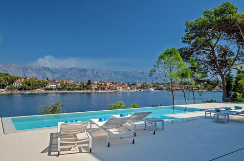 Photo 30 - Beachfront Villa Seven Sins with Pool