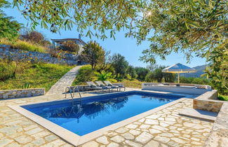 Photo 1 - Villa Levanda Large Private Pool Sea Views A C Wifi - 3206