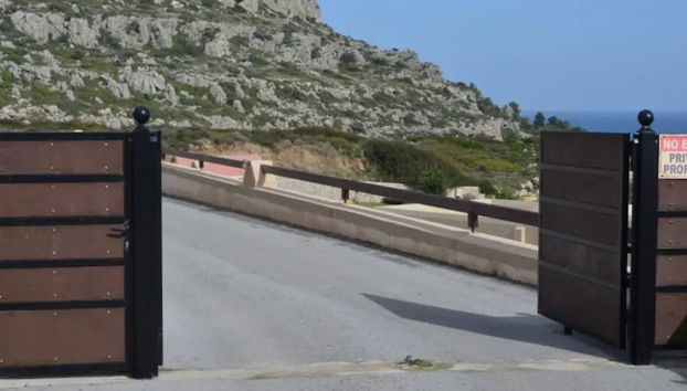 Entrada do alojamento