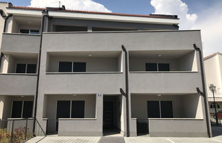 Photo 2 - Beach Residence with pool and sea view