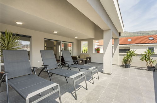 Photo 28 - Beach Residence with pool and sea view