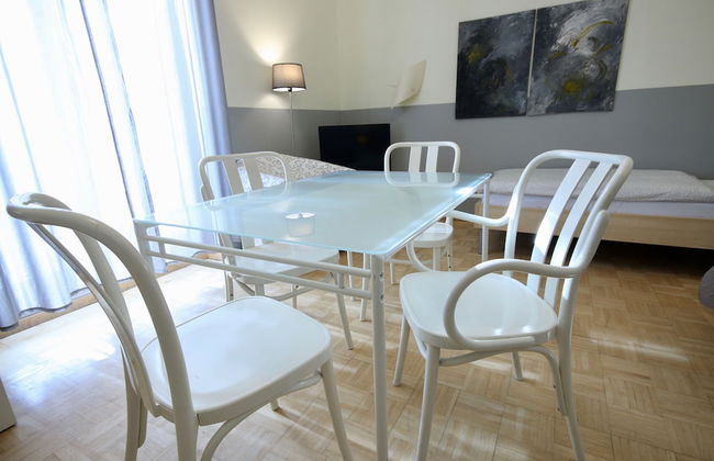 a-domo Apartments Oberhausen - Modern Lofts & Apartments - short or longterm - single or grouptravel - Foto 8