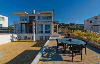 Foto 1 - Villa Ocean View by Amy Villas