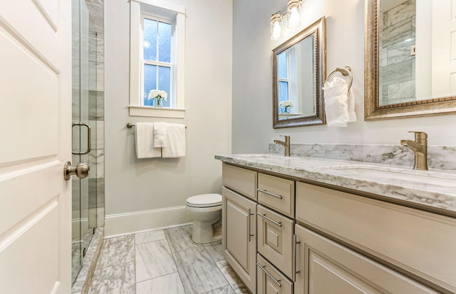 5BR with Pool - Great for Families - Near Everything - Foto 23